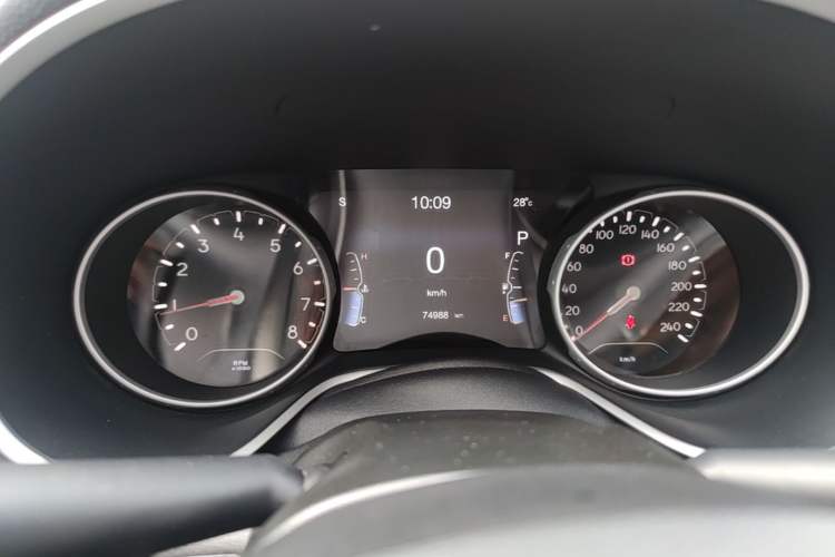 Used Jeep Compass 2017 200T Automatic Family Edition Instrument Cluster