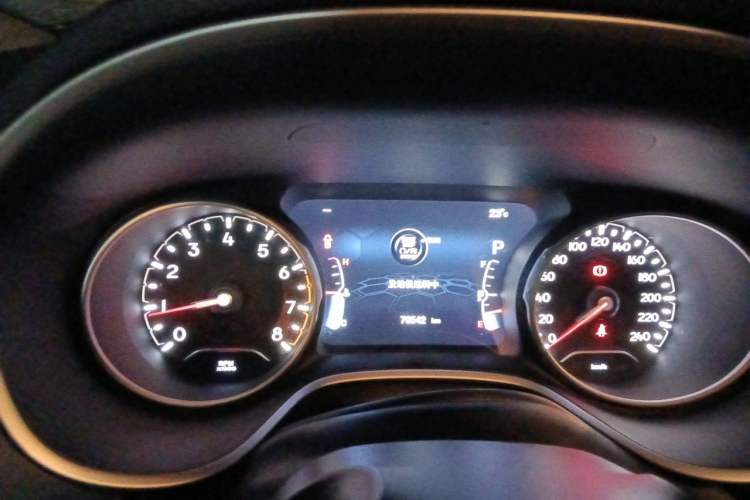 Used Jeep Compass 2017 200T Automatic Family Edition Instrument Cluster