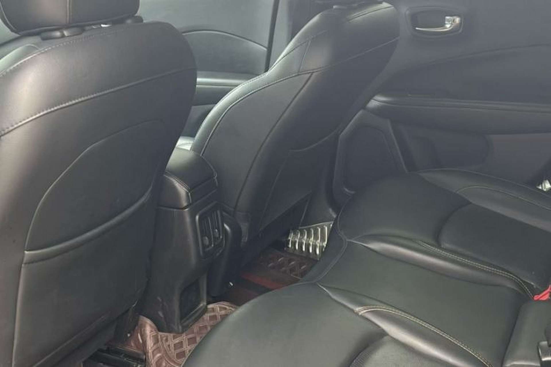 Used Jeep Compass 2017 200T Automatic Family Edition Interior 2