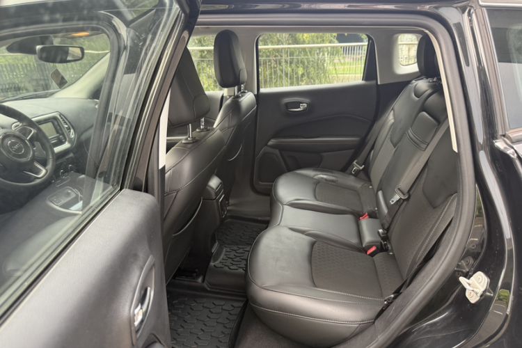 Used Jeep Compass 2017 200T Automatic Enjoyment Version Interior 3