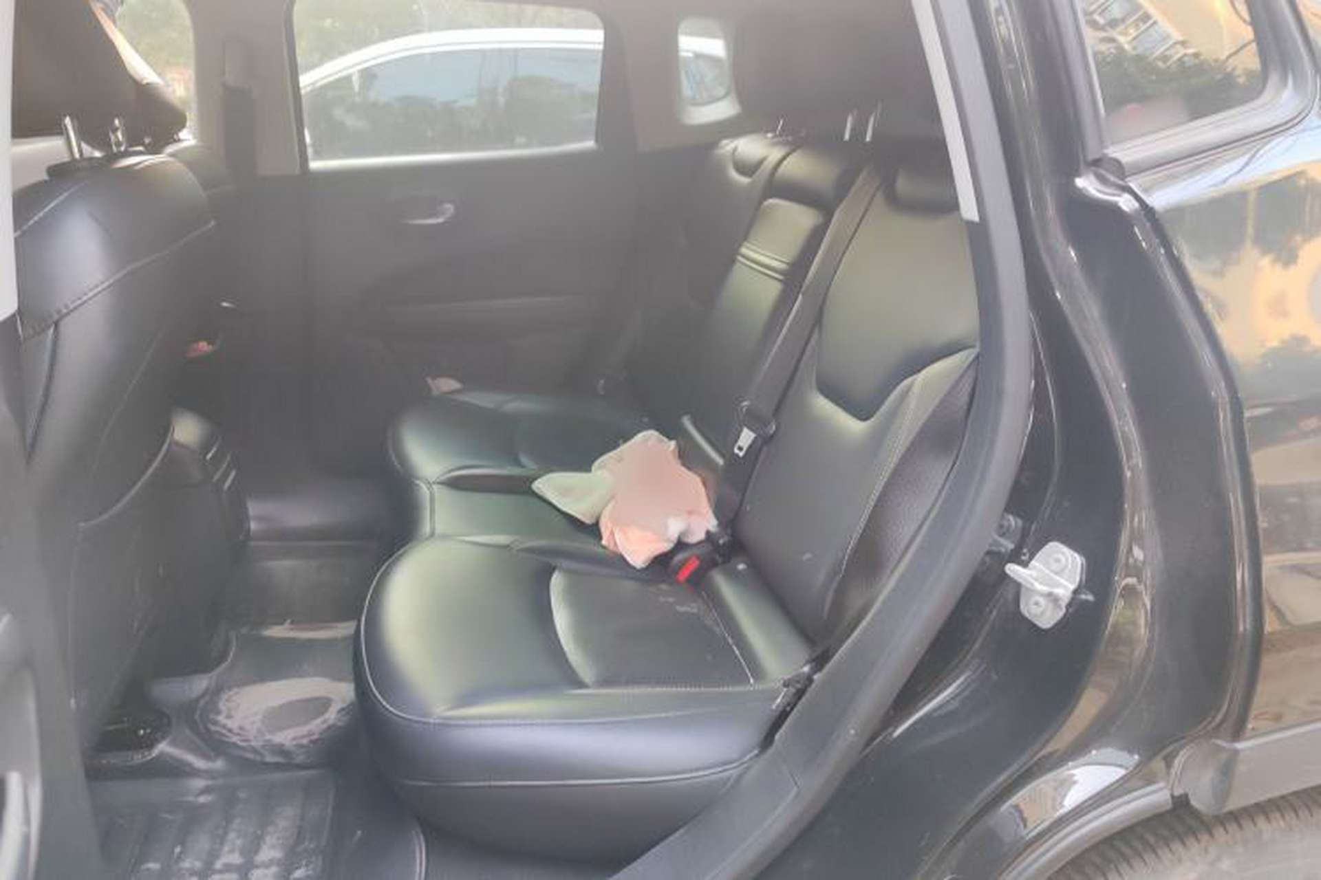 Used Jeep Compass 2017 200T Automatic Family Edition Interior 4