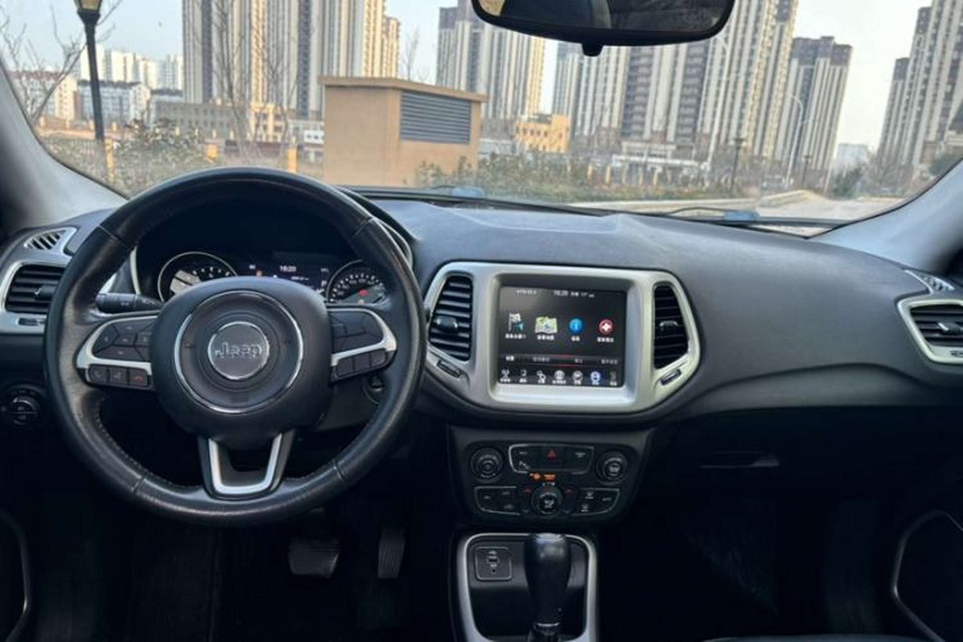 Used Jeep Compass 2017 200T Automatic Family Edition Interior 4
