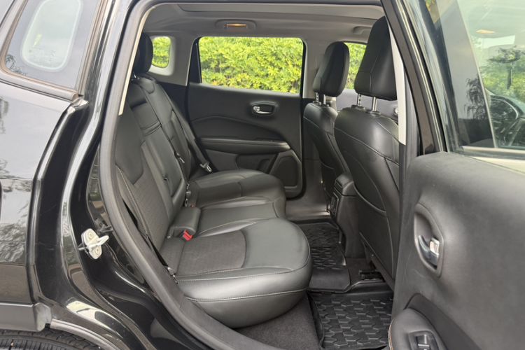 Used Jeep Compass 2017 200T Automatic Enjoyment Version Interior 7