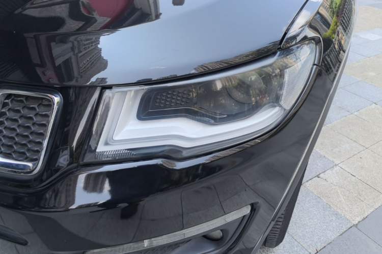 Used Jeep Compass 2017 200T Automatic Comfort Edition Left Front Headlight