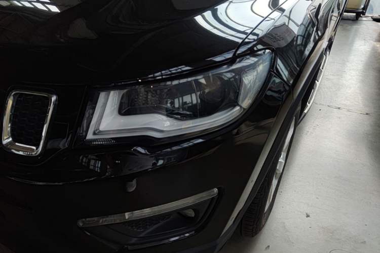 Used Jeep Compass 2017 200T Automatic Comfort Edition Left Front Headlight