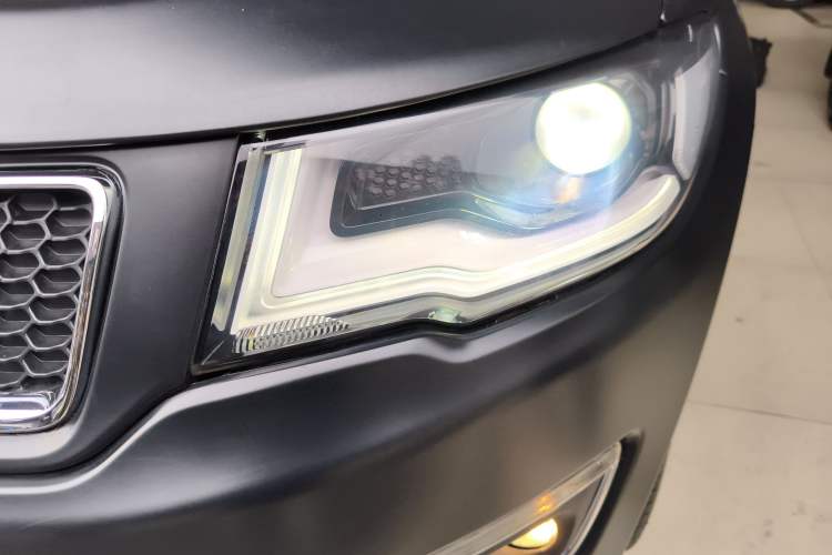 Used Jeep Compass 2017 200T Automatic Prestige Edition Left Front Headlight