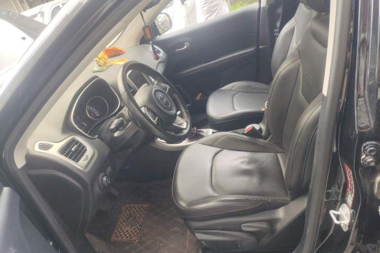 Used Jeep Compass 2017 200T Automatic Family Edition Left Front Seat