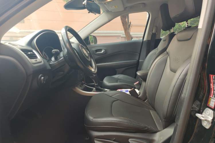 Used Jeep Compass 2017 200T Automatic Family Edition Left Front Seat