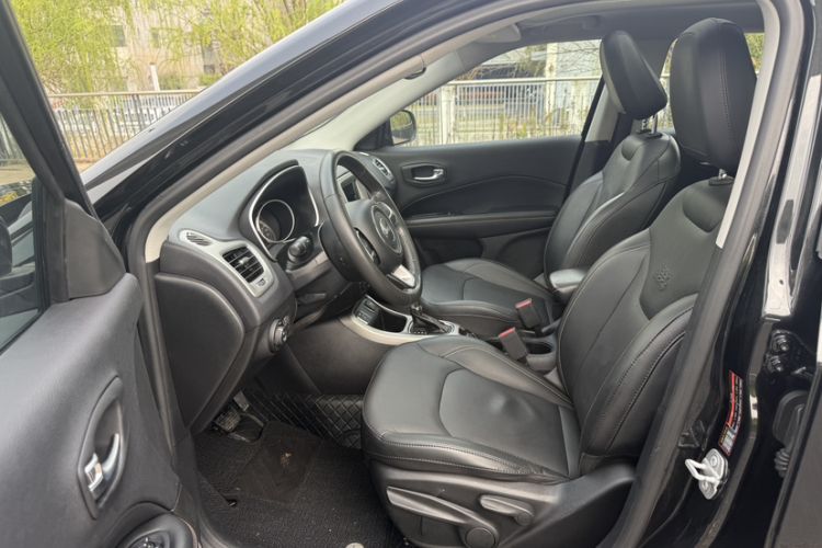 Used Jeep Compass 2017 200T Automatic Family Edition Left Front Seat
