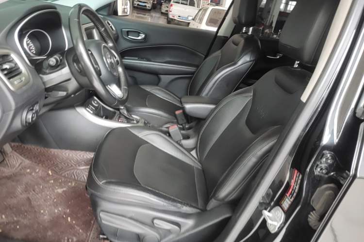 Used Jeep Compass 2017 200T Automatic Family Edition Left Front Seat