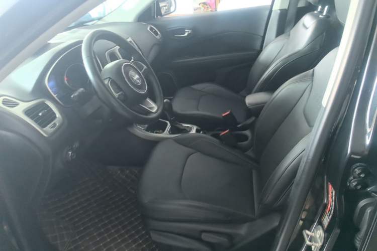 Used Jeep Compass 2017 200T Automatic Family Edition Left Front Seat