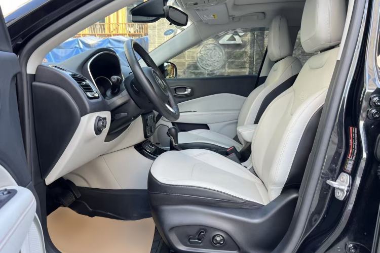 Used Jeep Compass 2017 200T Automatic Prestige Edition Left Front Seat