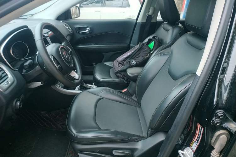 Used Jeep Compass 2017 200T Automatic Enjoyment Version Left Front Seat
