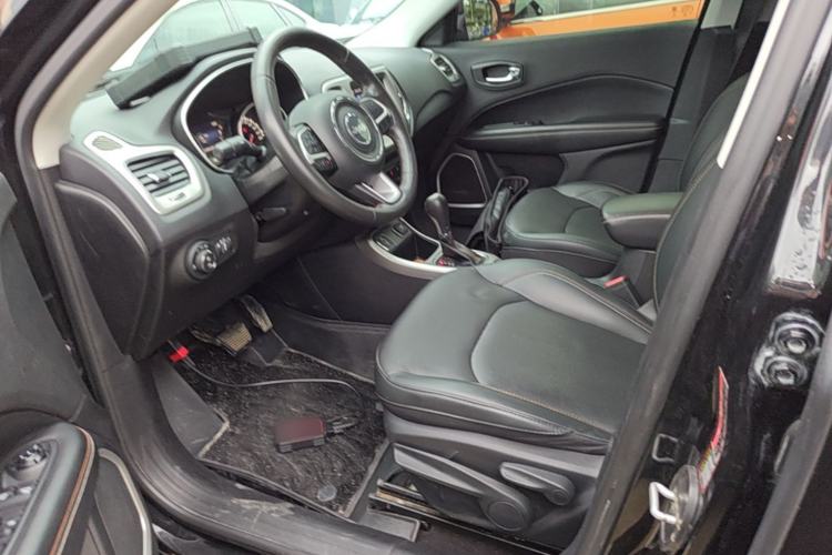Used Jeep Compass 2017 200T Automatic Family Edition Left Front Seat