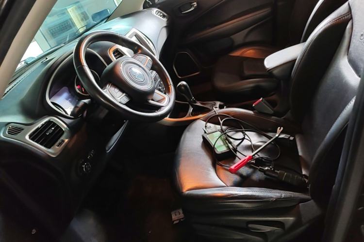 Used Jeep Compass 2017 200T Automatic Family Edition Left Front Seat
