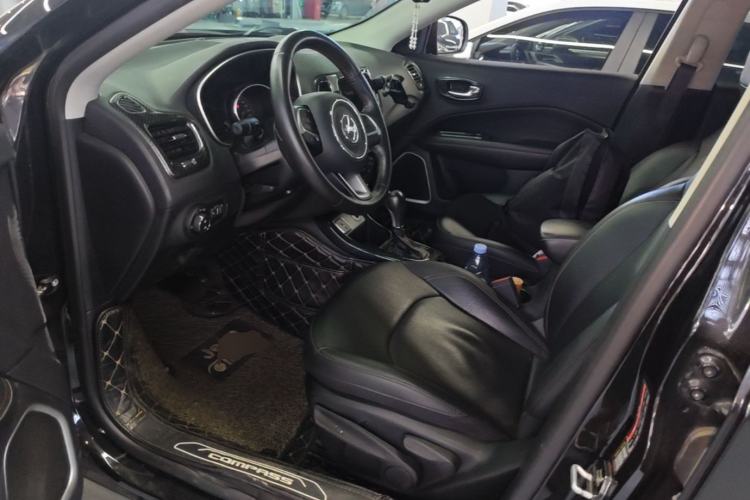 Used Jeep Compass 2017 200T Automatic Family Edition Left Front Seat