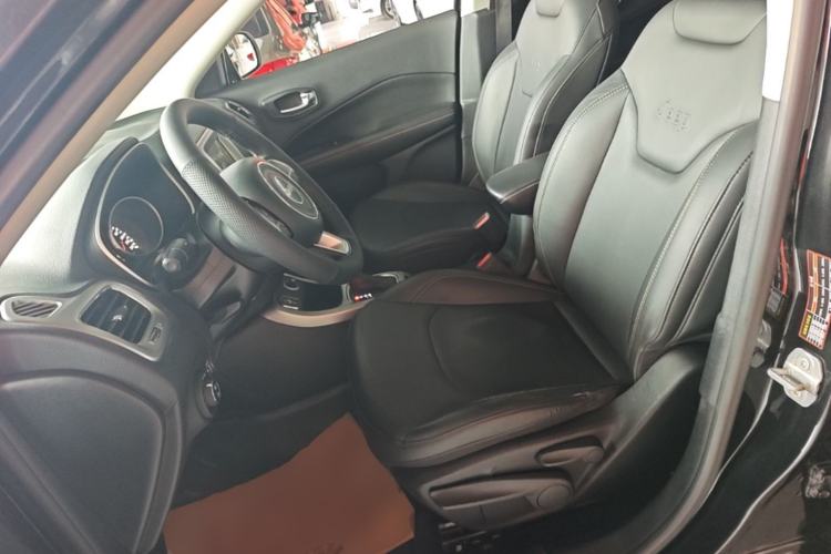Used Jeep Compass 2017 200T Automatic Family Edition Left Front Seat