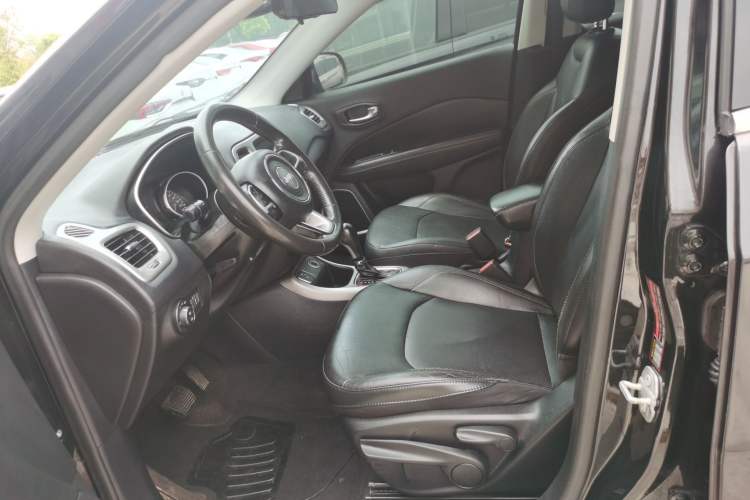 Used Jeep Compass 2017 200T Automatic Family Edition Left Front Seat