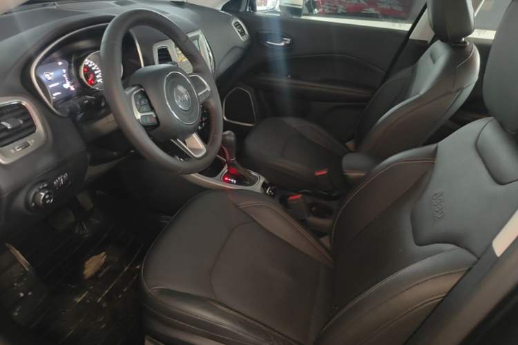 Used Jeep Compass 2017 200T Automatic Family Edition Left Front Seat