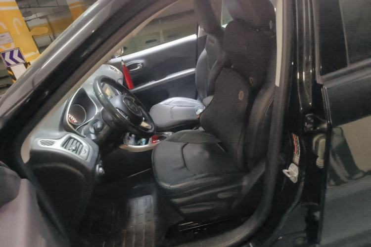 Used Jeep Compass 2017 200T Automatic Family Edition Left Front Seat