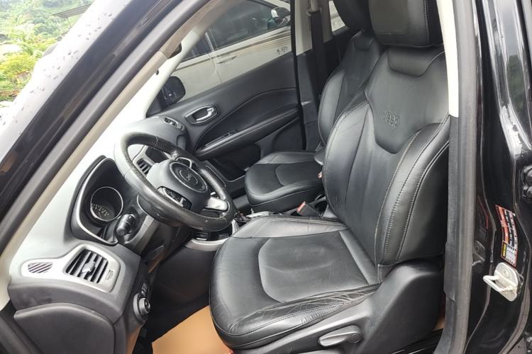 Used Jeep Compass 2017 200T Automatic Family Edition Left Front Seat