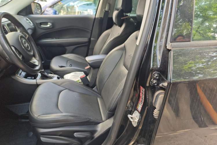 Used Jeep Compass 2017 200T Automatic Family Edition Left Front Seat