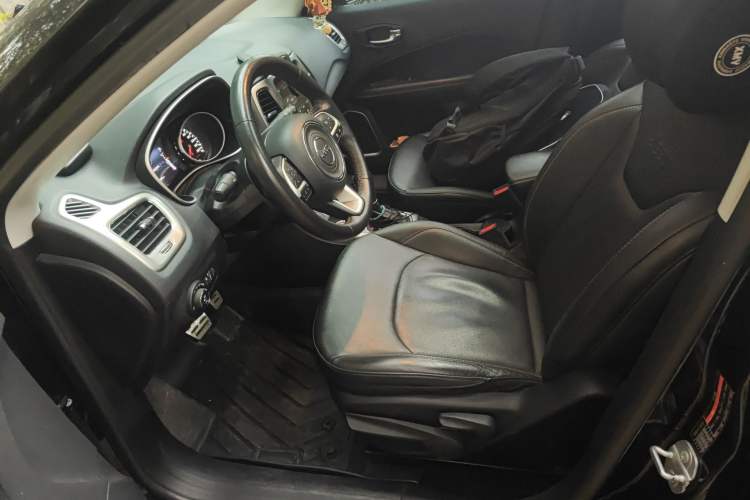 Used Jeep Compass 2017 200T Automatic Family Edition Left Front Seat