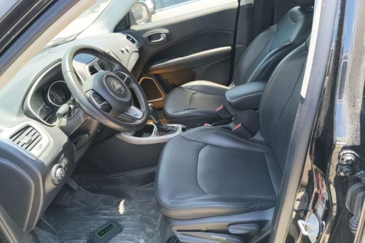 Used Jeep Compass 2017 200T Automatic Family Edition Left Front Seat