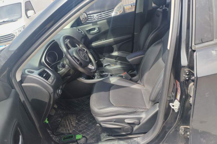 Used Jeep Compass 2017 200T Automatic Family Edition Left Front Seat