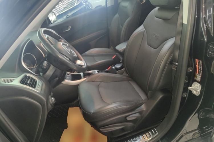 Used Jeep Compass 2017 200T Automatic Family Edition Left Front Seat