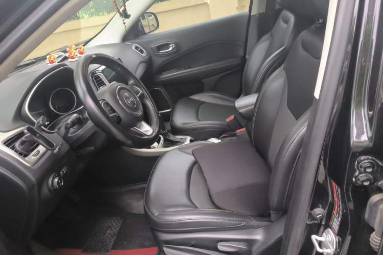 Used Jeep Compass 2017 200T Automatic Enjoyment Version Left Front Seat