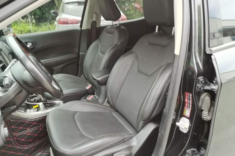 Used Jeep Compass 2017 200T Automatic Family Edition Left Front Seat