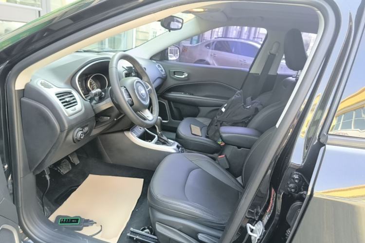 Used Jeep Compass 2017 200T Automatic Family Edition Left Front Seat