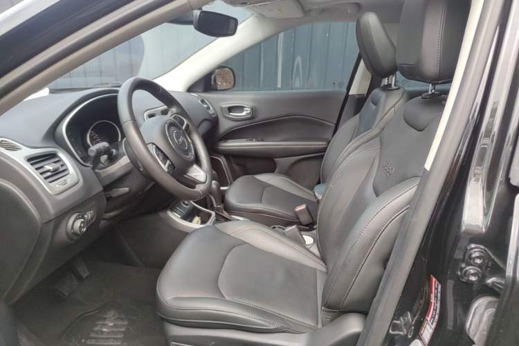 Used Jeep Compass 2017 200T Automatic Family Edition Left Front Seat