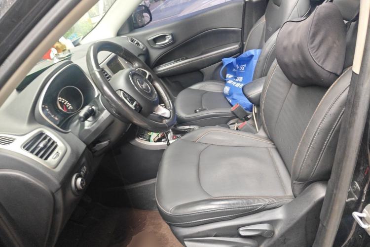 Used Jeep Compass 2017 200T Automatic Family Edition Left Front Seat