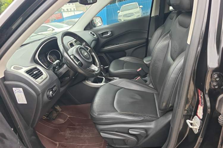 Used Jeep Compass 2017 200T Automatic Family Edition Left Front Seat