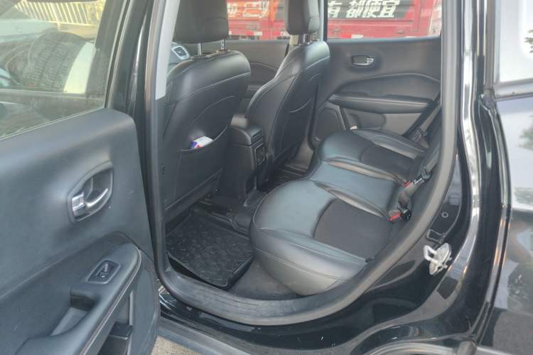 Used Jeep Compass 2017 200T Automatic Enjoyment Version Left Rear Seat