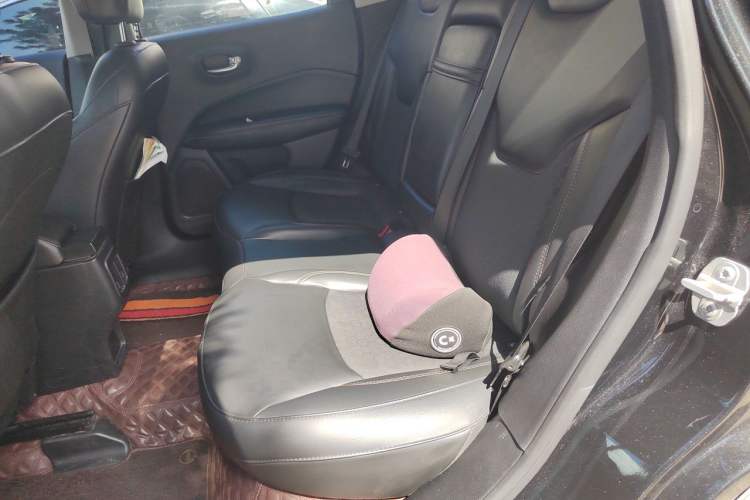Used Jeep Compass 2017 200T Automatic Enjoyment Version Left Rear Seat