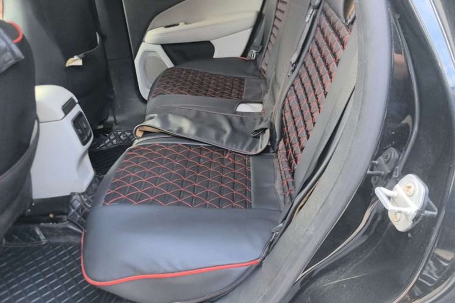 Used Jeep Compass 2017 200T Automatic Family Edition Left Rear Seat