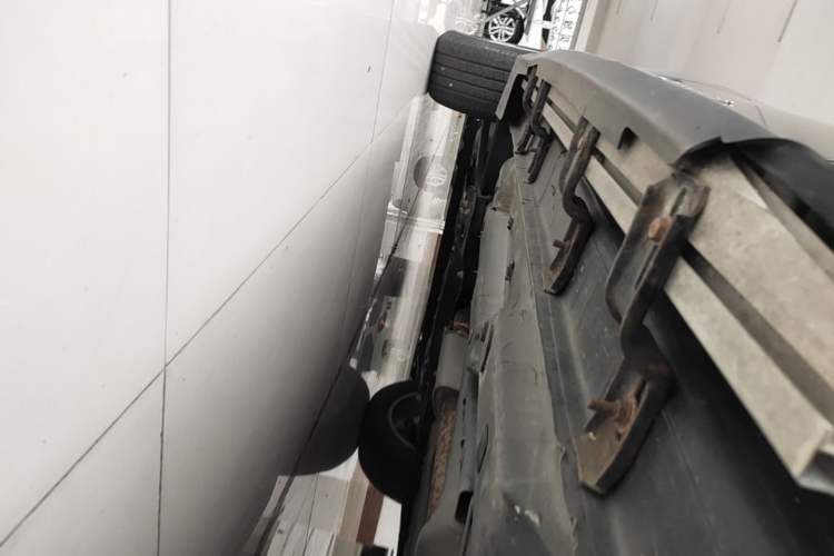 Used Jeep Compass 2017 200T Automatic Family Edition Left Side Sill