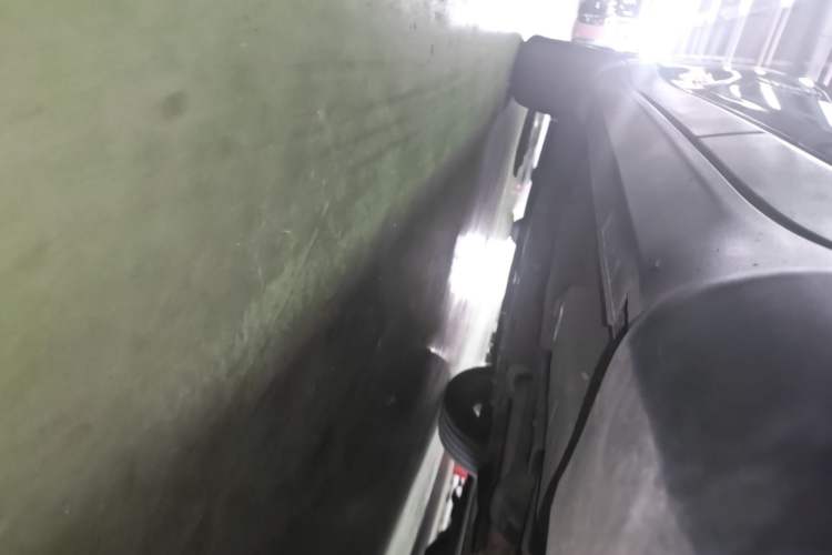 Used Jeep Compass 2017 200T Automatic Family Edition Left Side Sill