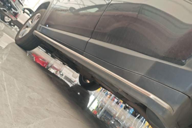 Used Jeep Compass 2017 200T Automatic Family Edition Left Side Sill