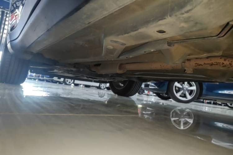 Used Jeep Compass 2017 200T Automatic Family Edition Left Side Sill