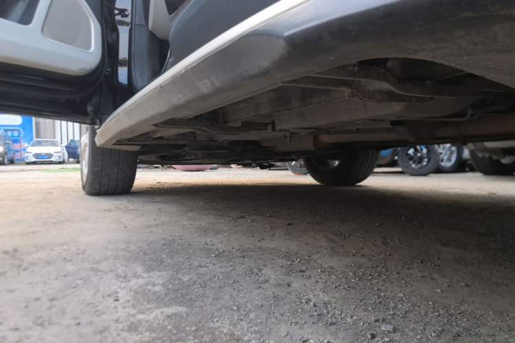 Used Jeep Compass 2017 200T Automatic Family Edition Left Side Sill