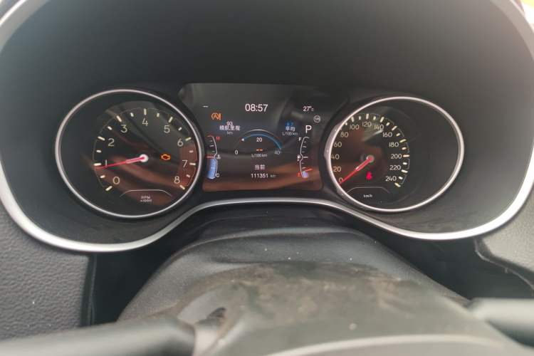 Used Jeep Compass 2017 200T Automatic Family Edition Odometer Close Up