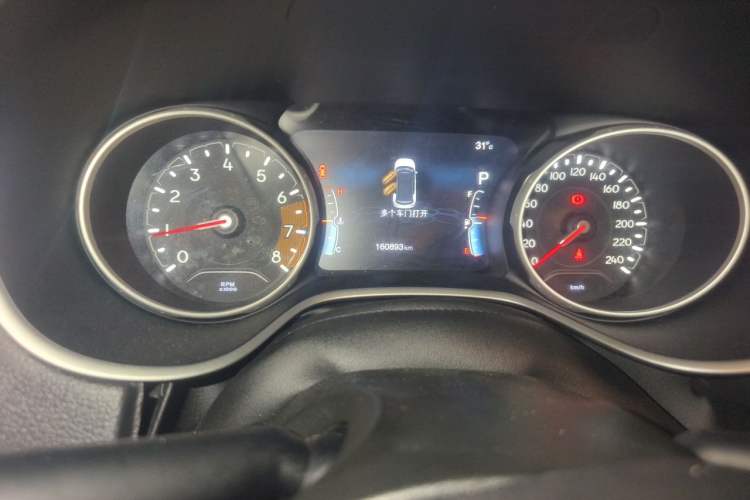 Used Jeep Compass 2017 200T Automatic Family Edition Odometer Close Up