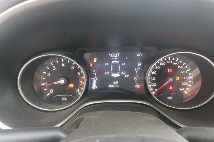 Used Jeep Compass 2017 200T Automatic Prestige Edition Odometer Close Up
