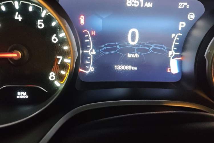 Used Jeep Compass 2017 200T Automatic Family Edition Odometer Close Up