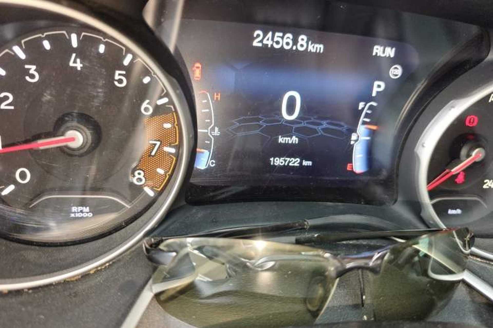 Used Jeep Compass 2017 200T Automatic Family Edition Odometer Close Up