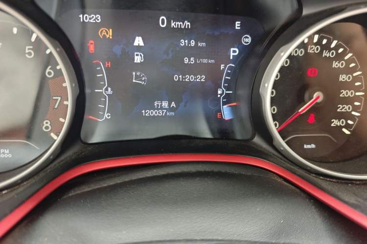 Used Jeep Compass 2017 200TS Automatic High-Performance All-Wheel Drive Edition Odometer Close Up